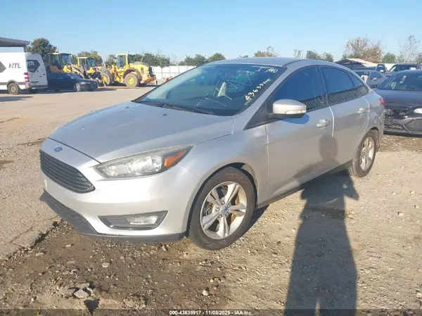 1FADP3FE3HL274794 2017 FORD FOCUS - Image 2