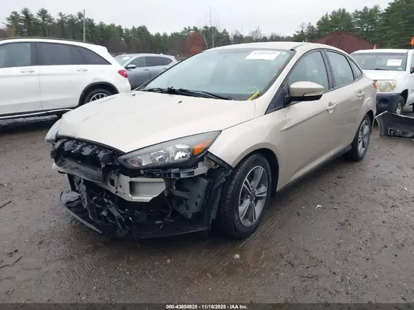1FADP3FE3HL289053 2017 FORD FOCUS - Image 2