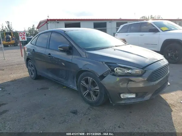 1FADP3FE3HL306451 2017 FORD FOCUS - Image 1
