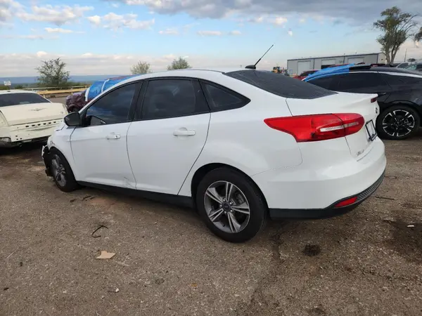 1FADP3FE3HL329213 2017 FORD FOCUS - Image 2