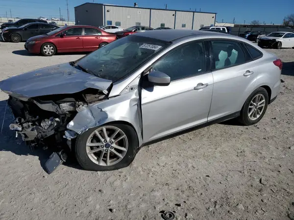 1FADP3FE3JL201799 2018 FORD FOCUS - Image 1