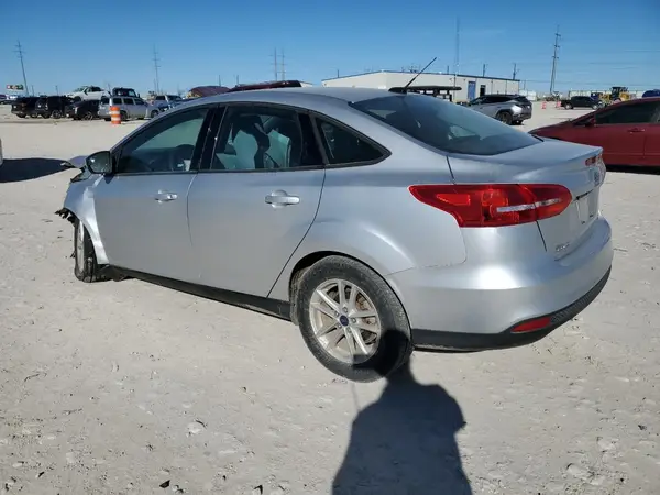 1FADP3FE3JL201799 2018 FORD FOCUS - Image 2