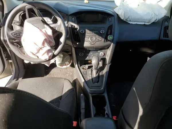 1FADP3FE3JL201799 2018 FORD FOCUS - Image 8