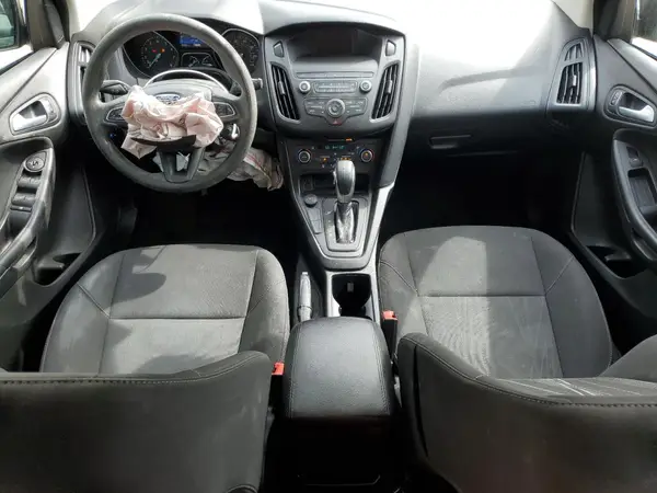 1FADP3FE3JL202161 2018 FORD FOCUS - Image 8