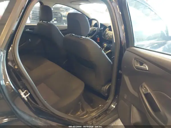 1FADP3FE3JL203455 2018 FORD FOCUS - Image 8