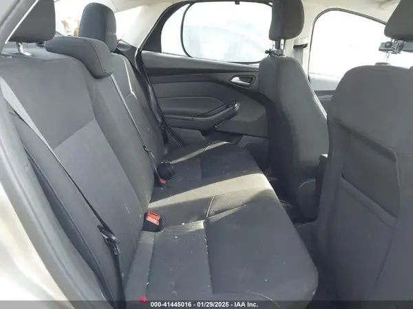 1FADP3FE3JL204394 2018 FORD FOCUS - Image 8