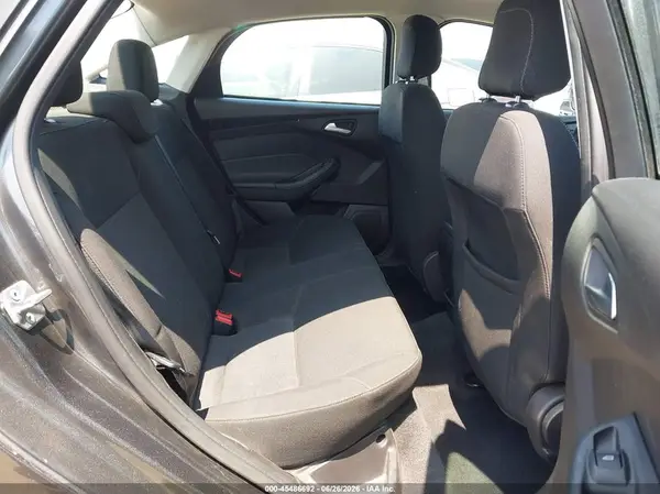 1FADP3FE3JL209062 2018 FORD FOCUS - Image 8