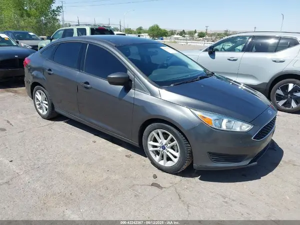 1FADP3FE3JL211233 2018 FORD FOCUS - Image 1