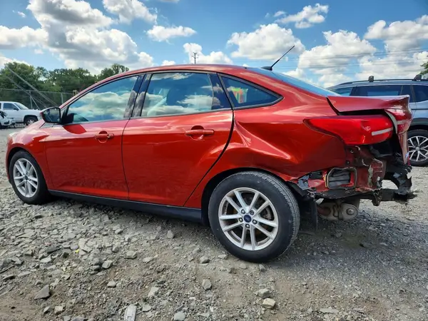 1FADP3FE3JL256821 2018 FORD FOCUS - Image 2