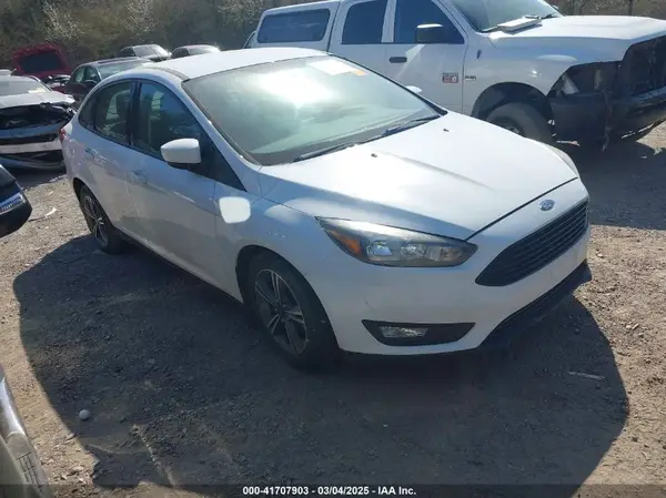 1FADP3FE3JL286448 2018 FORD FOCUS - Image 1