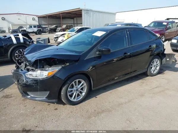 1FADP3FE3JL322641 2018 FORD FOCUS - Image 2