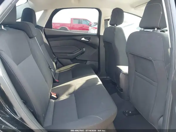1FADP3FE3JL322641 2018 FORD FOCUS - Image 8