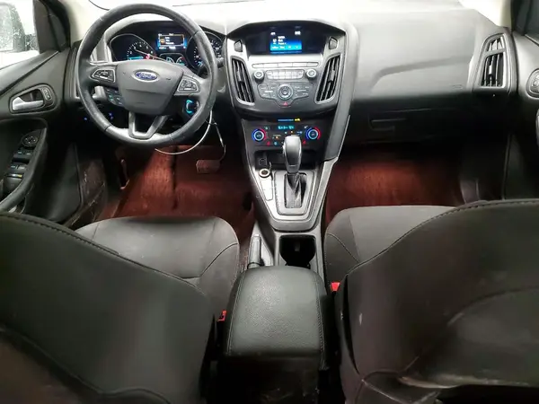 1FADP3FE3JL325751 2018 FORD FOCUS - Image 8