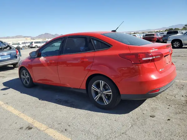 1FADP3FE4GL387927 2016 FORD FOCUS - Image 2