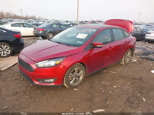 1FADP3FE4GL401325 2016 FORD FOCUS - Image 2