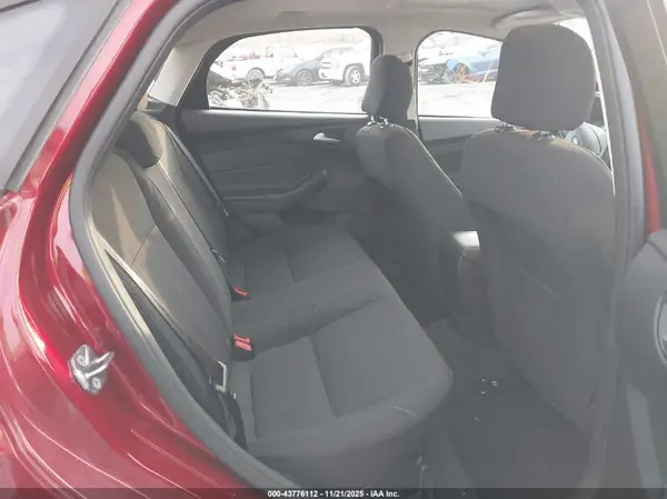 1FADP3FE4GL401325 2016 FORD FOCUS - Image 8