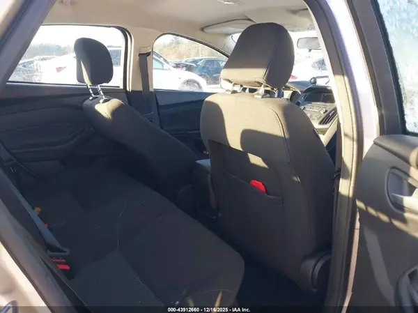 1FADP3FE4HL240265 2017 FORD FOCUS - Image 8
