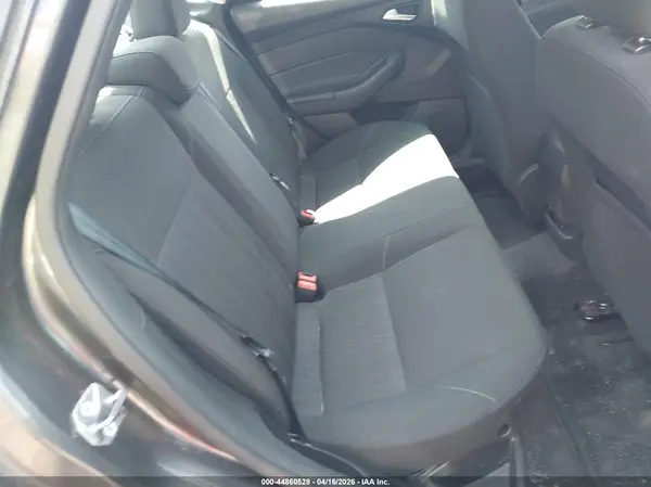 1FADP3FE4HL250617 2017 FORD FOCUS - Image 8