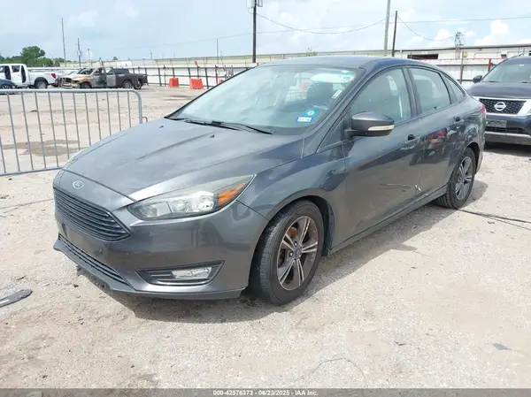 1FADP3FE4HL256952 2017 FORD FOCUS - Image 2