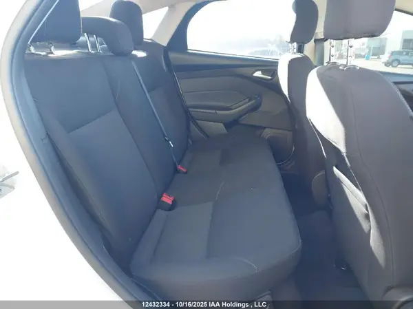 1FADP3FE4HL300870 2017 FORD FOCUS - Image 8