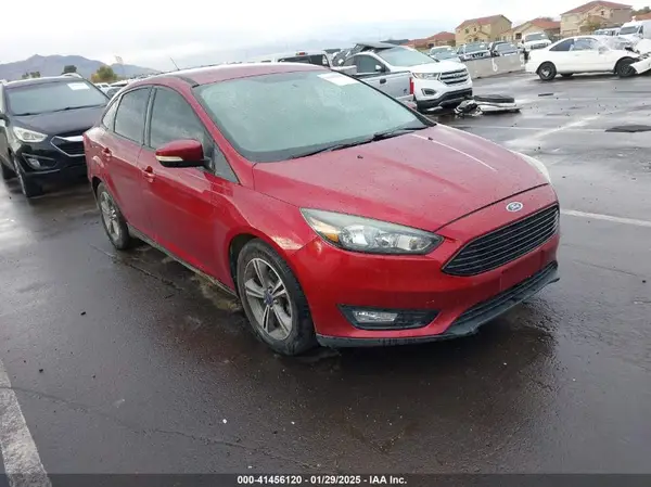 1FADP3FE4HL310010 2017 FORD FOCUS - Image 1