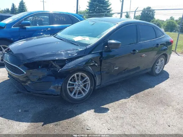 1FADP3FE4JL210334 2018 FORD FOCUS - Image 2