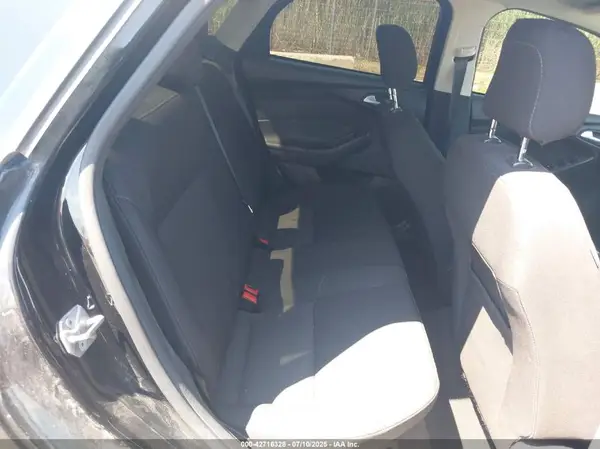 1FADP3FE4JL210334 2018 FORD FOCUS - Image 8