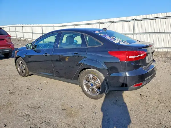 1FADP3FE4JL215193 2018 FORD FOCUS - Image 2