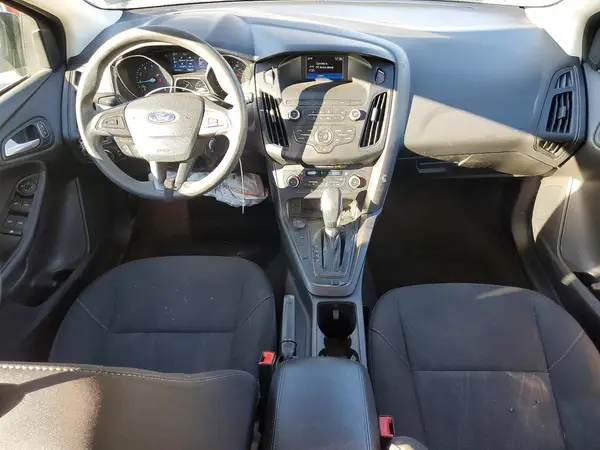 1FADP3FE4JL215193 2018 FORD FOCUS - Image 8