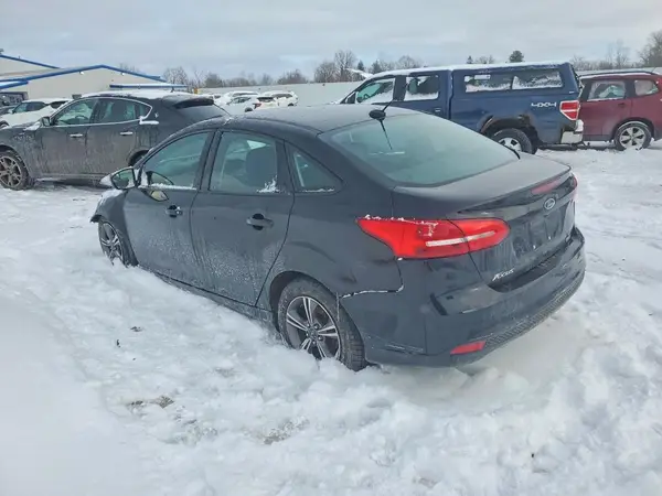 1FADP3FE4JL222094 2018 FORD FOCUS - Image 2