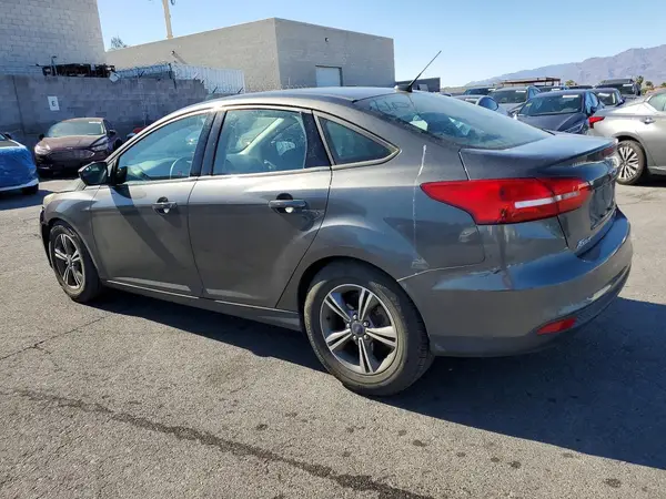 1FADP3FE4JL241177 2018 FORD FOCUS - Image 2