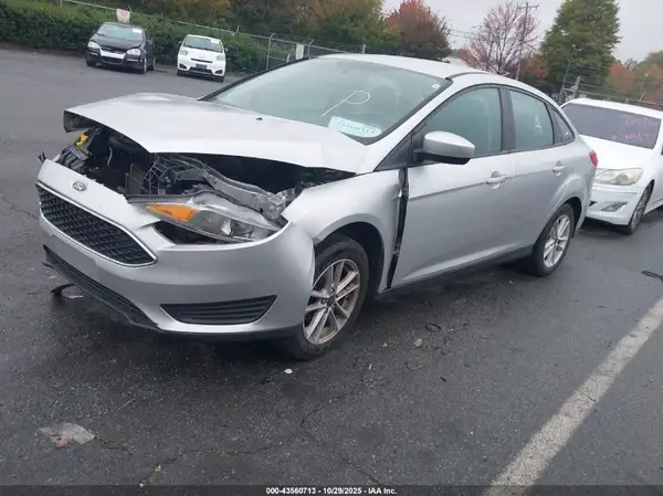 1FADP3FE4JL284403 2018 FORD FOCUS - Image 2