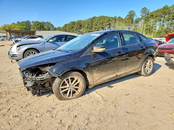 1FADP3FE4JL298558 2018 FORD FOCUS - Image 1