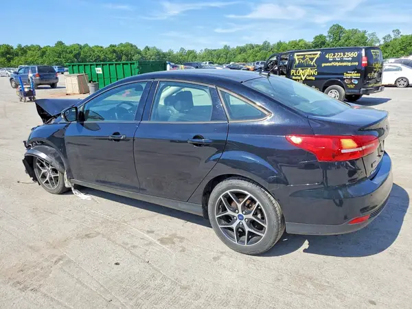 1FADP3FE4JL309977 2018 FORD FOCUS - Image 2
