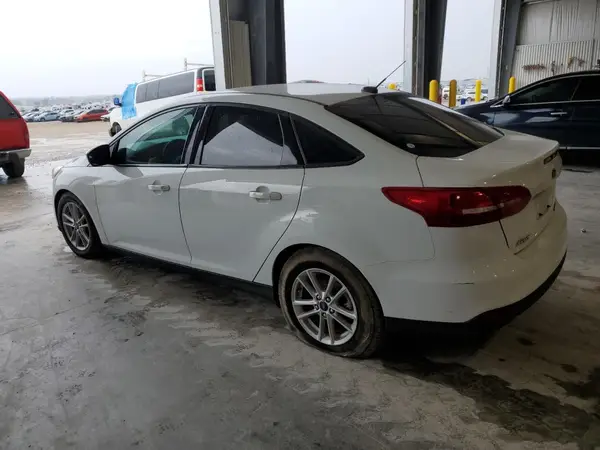 1FADP3FE4JL324480 2018 FORD FOCUS - Image 2