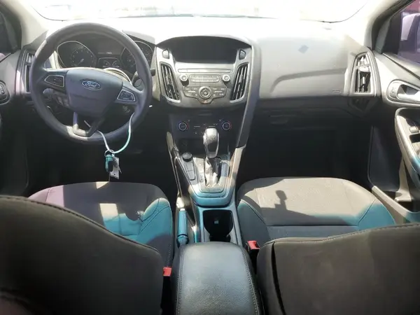 1FADP3FE4JL330263 2018 FORD FOCUS - Image 8