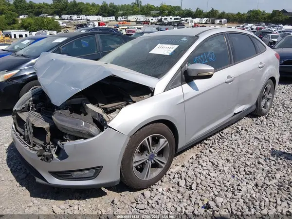 1FADP3FE5GL225675 2016 FORD FOCUS - Image 2