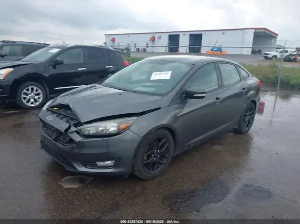 1FADP3FE5GL262869 2016 FORD FOCUS - Image 2