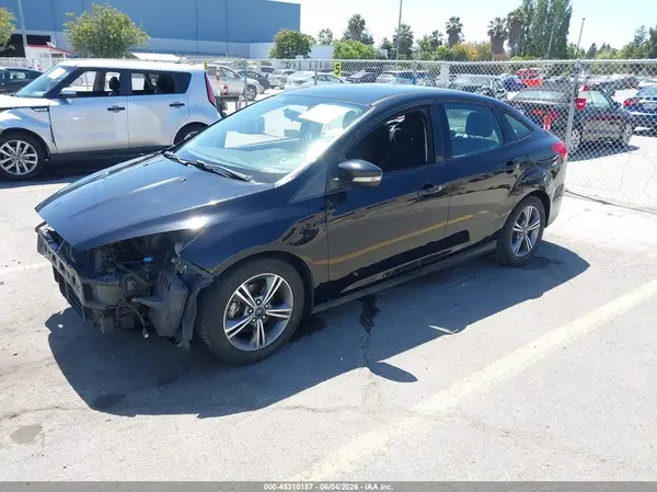1FADP3FE5HL206027 2017 FORD FOCUS - Image 2