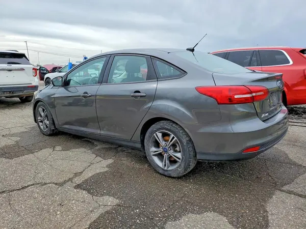 1FADP3FE5HL213852 2017 FORD FOCUS - Image 2