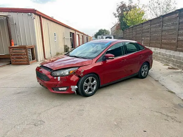 1FADP3FE5HL254076 2017 FORD FOCUS - Image 2