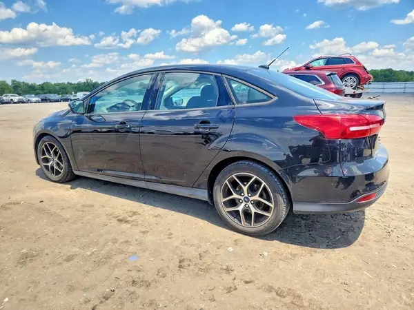 1FADP3FE5HL275865 2017 FORD FOCUS - Image 2