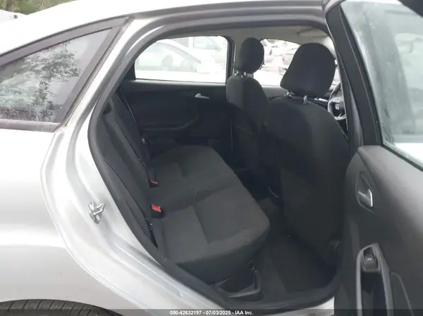 1FADP3FE5HL276790 2017 FORD FOCUS - Image 8