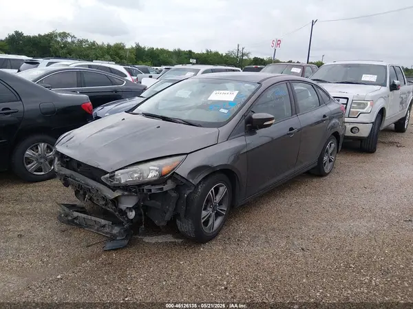 1FADP3FE5HL276949 2017 FORD FOCUS - Image 2