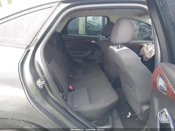 1FADP3FE5HL308332 2017 FORD FOCUS - Image 8