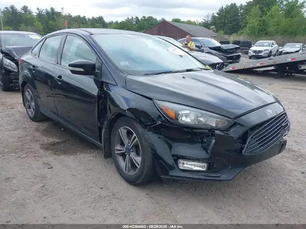 1FADP3FE5HL316446 2017 FORD FOCUS - Image 1