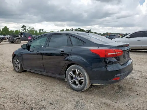 1FADP3FE5JL204042 2018 FORD FOCUS - Image 2
