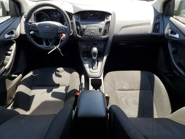 1FADP3FE5JL210181 2018 FORD FOCUS - Image 8
