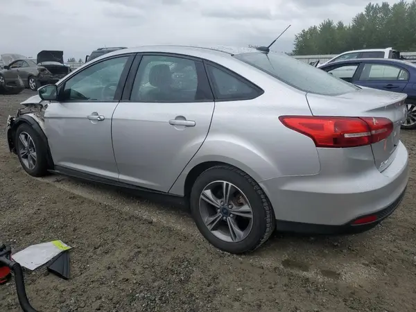 1FADP3FE5JL211962 2018 FORD FOCUS - Image 2