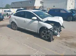1FADP3FE5JL215882 2018 FORD FOCUS